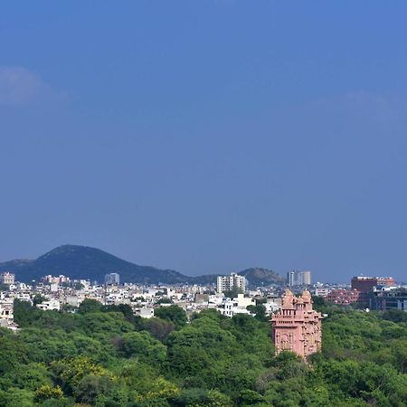 Jaipur Marriott Hotel Extérieur photo View of the city