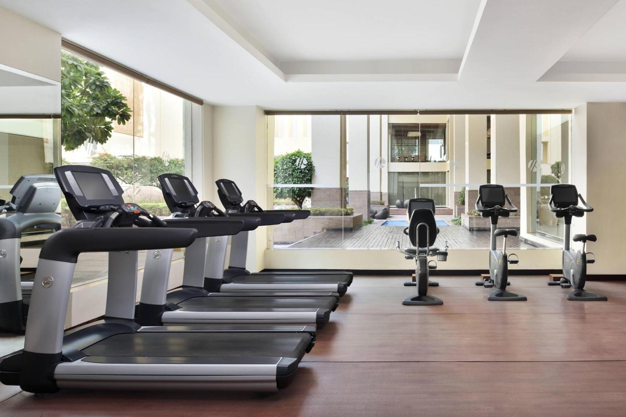 Jaipur Marriott Hotel Extérieur photo The gym at the hotel